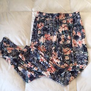 Floral Jogger Pants Size M